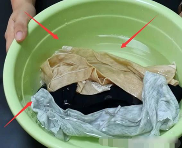 5 thói quen giặt đồ lót còn bẩn hơn không giặt! Nhiều người sai suốt mấy chục năm- Ảnh 1.