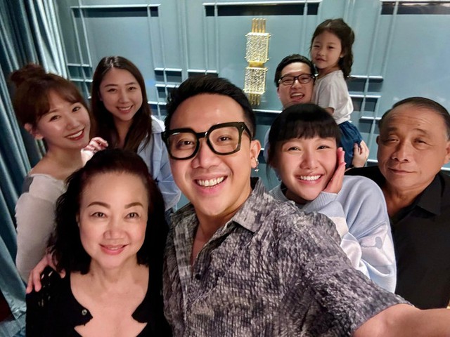 Trấn Thành liên tục làm 1 việc suốt nhiều đêm, Hari Won vội nhắn tin báo cho bố chồng và nhận lại đúng 7 chữ!- Ảnh 4.