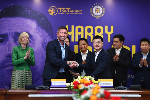 Gia nhập Hà Nội FC đúng giai đoạn khó khăn, HLV Harry Kewell khẳng định: Không ngại áp lực- Ảnh 2.