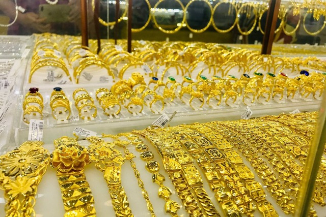 Lần đầu mua vàng cần làm gì?- Ảnh 1.