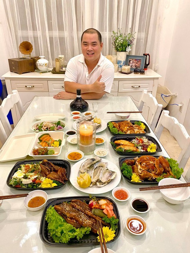 Siêu mẫu Vbiz ở biệt thự nửa triệu đô!- Ảnh 10.