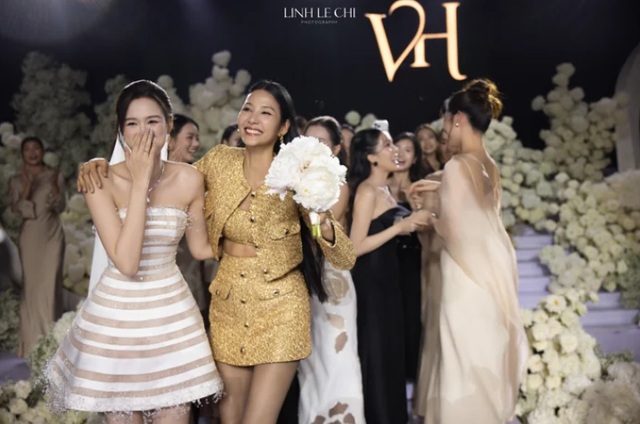 Danh tính người bắt được hoa cưới của Đỗ Thị Hà, bất ngờ hơn khi cả hai có điểm chung đặc biệt này- Ảnh 1.