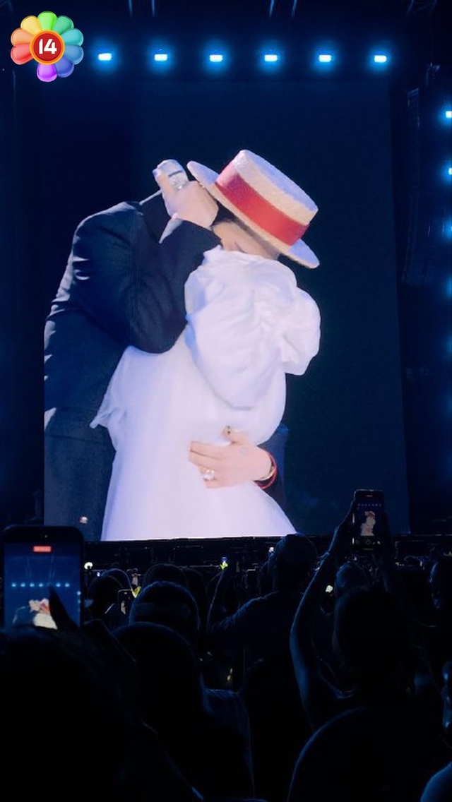 Điều gì khiến G-DRAGON gục người nức nở trên sân khấu concert Hà Nội?- Ảnh 1.