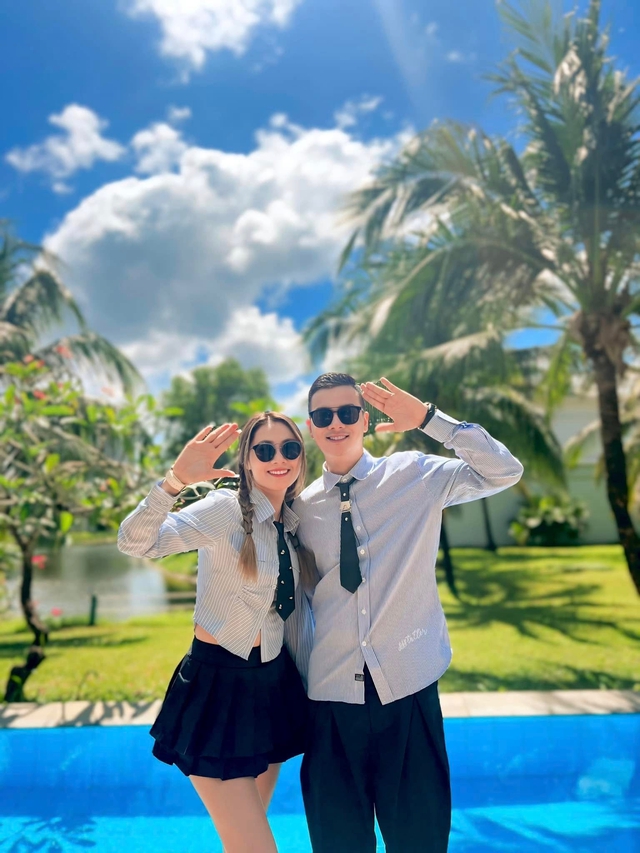 Sao nữ Vbiz tái hôn với bạn trai làm nhân viên văn phòng- Ảnh 5. Sao nữ Vbiz tái hôn với bạn trai làm nhân viên văn phòng- Ảnh 5.