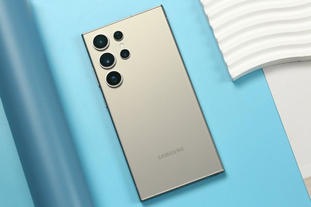 Cảnh báo nóng cho ai dùng điện thoại Samsung: Một bức ảnh có thể khiến điện thoại dính mã độc- Ảnh 1.