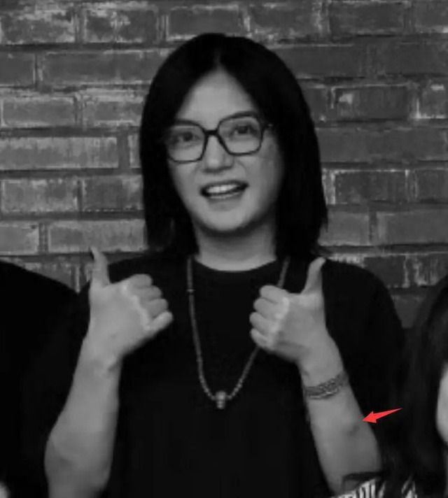 Triệu Vy mắc ung thư giai đoạn cuối, đang nguy kịch trong viện?- Ảnh 1.