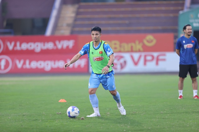 Visual sáng bừng của Khổng Minh Gia Bảo ở đội tuyển Việt Nam- Ảnh 14.