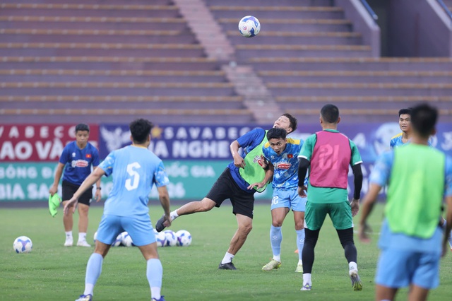 Visual sáng bừng của Khổng Minh Gia Bảo ở đội tuyển Việt Nam- Ảnh 7.