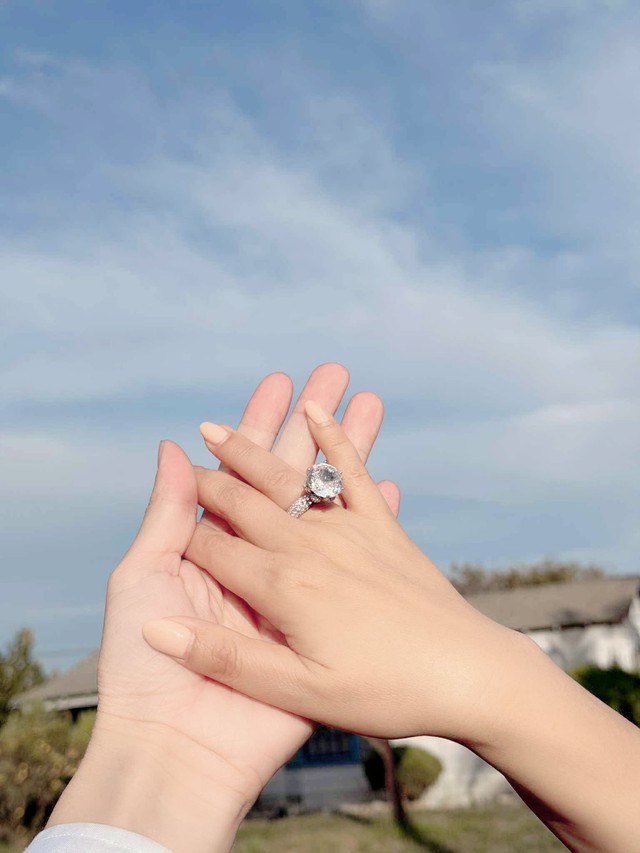 Diễn viên Việt bị chồng cũ lừa 7 tỷ, khoe ảnh cưới ở Mỹ, chuẩn bị kết hôn lần 2?- Ảnh 2.