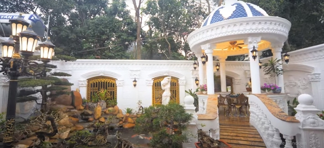 Biệt thự dát vàng nổi tiếng nhất Bắc Ninh, riêng bộ bàn ghế đã 1 tỷ đồng- Ảnh 4.