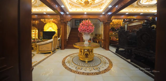 Biệt thự dát vàng nổi tiếng nhất Bắc Ninh, riêng bộ bàn ghế đã 1 tỷ đồng- Ảnh 5.