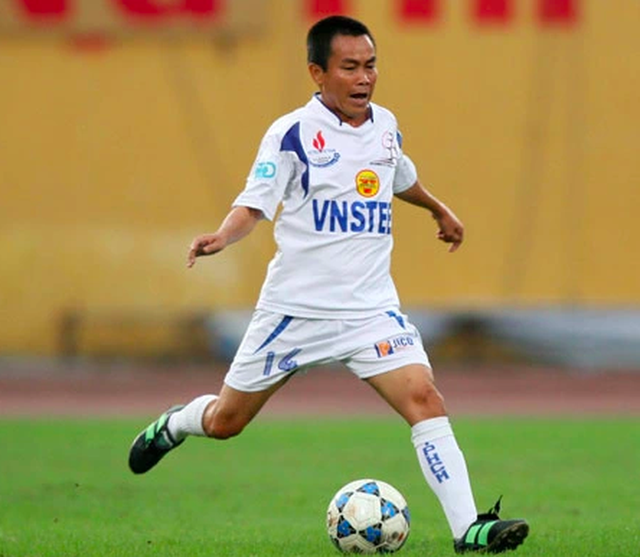 Cựu vua phá lưới V.League Hồ Văn Lợi qua đời- Ảnh 1.