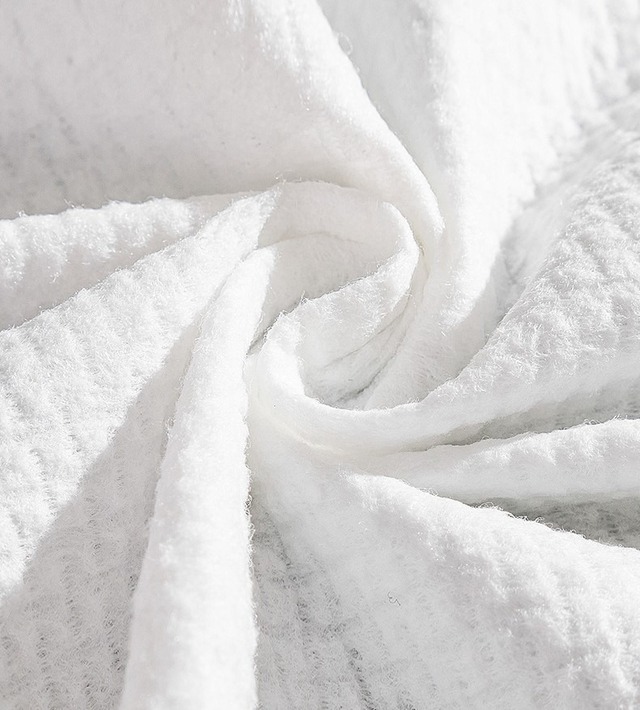 Hàng triệu người dùng khăn tắm nhưng không biết "bí mật" của đường viền nhỏ xíu này- Ảnh 3.