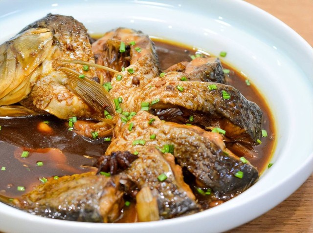 Đây là "kẻ thù" của vị tanh: Thêm 3g vào khi kho cá khử sạch mùi tanh lại giúp món ăn tươi, ngon vô cùng- Ảnh 1.