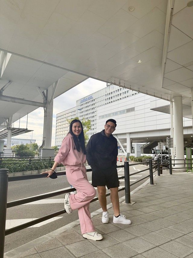 Trình của nữ ca sĩ đắt show bậc nhất: Hát dưới mưa rào rét run, miệng thở ra khói mà giọng vẫn cực nét- Ảnh 2.