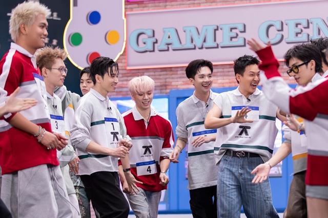 Các Anh Trai đang làm loạn MXH Threads: Cư dân mạng hoài nghi chia bè kết phái, bằng mặt không bằng lòng?- Ảnh 1. Các Anh Trai đang làm loạn MXH Threads: Cư dân mạng hoài nghi chia bè kết phái, bằng mặt không bằng lòng?- Ảnh 1.