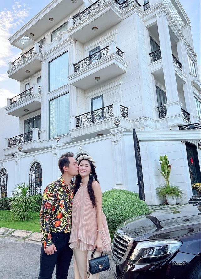 Biệt thự 2 triệu đô trong khu nhà giàu quận 7 của ca sĩ Đăng Khôi- Ảnh 3. Biệt thự 2 triệu đô trong khu nhà giàu quận 7 của ca sĩ Đăng Khôi- Ảnh 3.