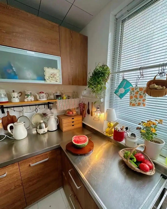 Ngôi nhà của bà cụ 92 tuổi gây xúc động: Như bước ra như hoạt hình Ghibli, góc nào cũng chữa lành- Ảnh 10. Ngôi nhà của bà cụ 92 tuổi gây xúc động: Như bước ra như hoạt hình Ghibli, góc nào cũng chữa lành- Ảnh 10.