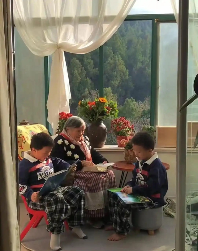 Ngôi nhà của bà cụ 92 tuổi gây xúc động: Như bước ra như hoạt hình Ghibli, góc nào cũng chữa lành- Ảnh 13. Ngôi nhà của bà cụ 92 tuổi gây xúc động: Như bước ra như hoạt hình Ghibli, góc nào cũng chữa lành- Ảnh 13.