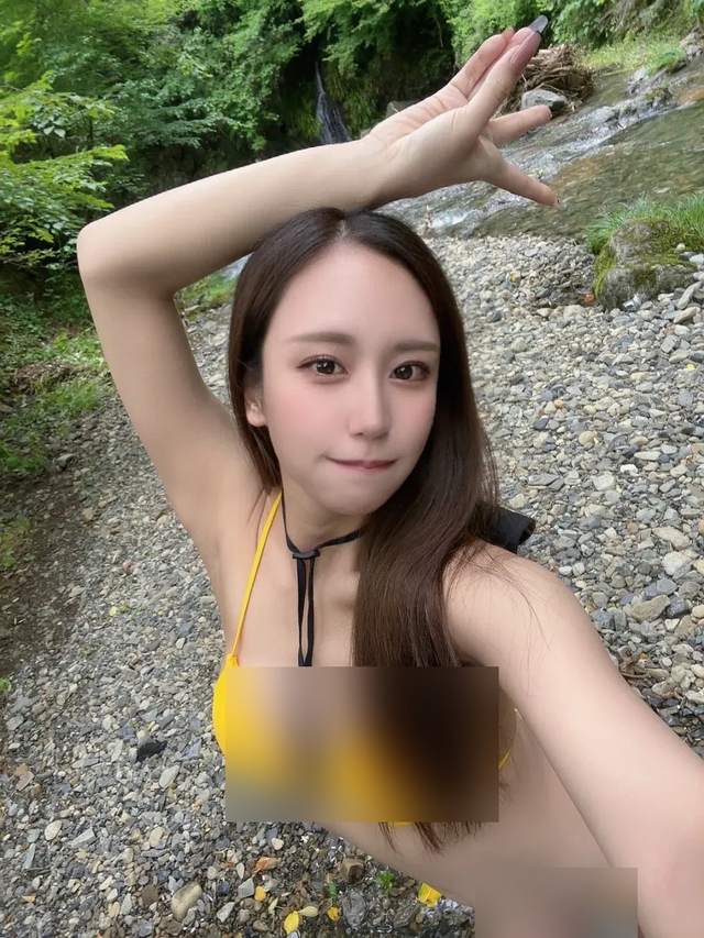 “Bom sex” đột ngột qua đời ở tuổi 28, nghi tự tử- Ảnh 1. “Bom sex” đột ngột qua đời ở tuổi 28, nghi tự tử- Ảnh 1.