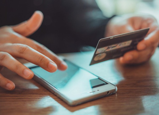 Nhận được tin nhắn "Hạn mức vay đặc biệt...", người đàn ông bấm vào xem thì lập tức mất 185 triệu- Ảnh 3. Nhận được tin nhắn "Hạn mức vay đặc biệt...", người đàn ông bấm vào xem thì lập tức mất 185 triệu- Ảnh 3.