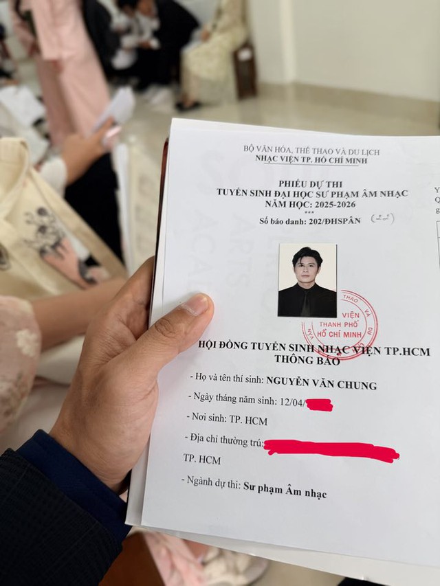 Quyết định quan trọng của Nguyễn Văn Chung ở tuổi 42- Ảnh 4. Quyết định quan trọng của Nguyễn Văn Chung ở tuổi 42- Ảnh 4.