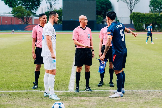 Đoàn Văn Hậu làm đội trưởng- Ảnh 2. Đoàn Văn Hậu làm đội trưởng- Ảnh 2.