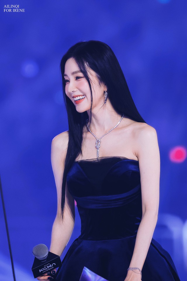 Đệ nhất mỹ nhân đẹp đến mức 11 năm không ai soán ngôi, bị tẩy chay rồi lại "quay xe" chỉ nhờ nhan sắc- Ảnh 11. Đệ nhất mỹ nhân đẹp đến mức 11 năm không ai soán ngôi, bị tẩy chay rồi lại "quay xe" chỉ nhờ nhan sắc- Ảnh 11.