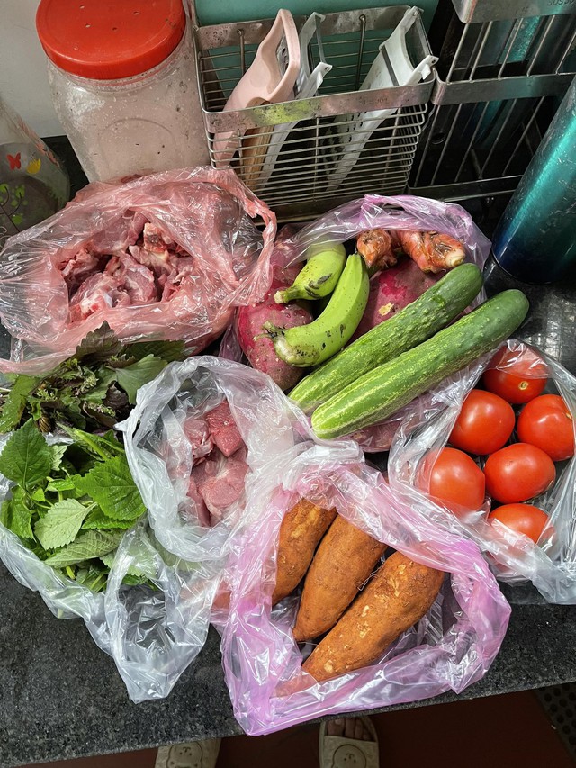 Giá rau tăng, lương thì không- Ảnh 3. Giá rau tăng, lương thì không- Ảnh 3.