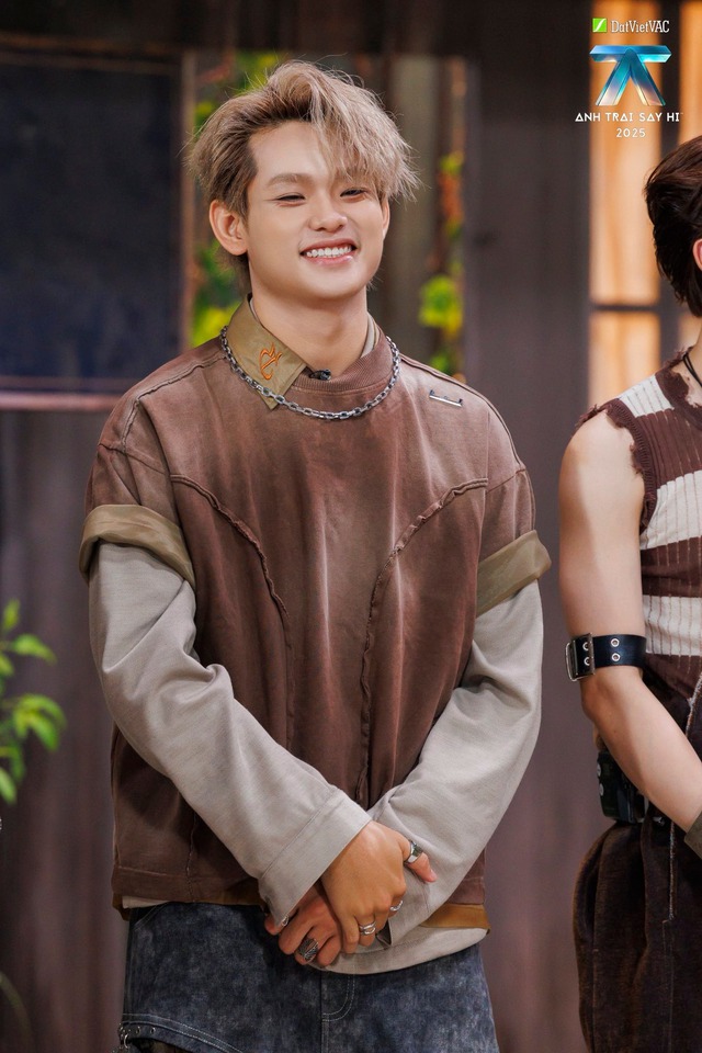 Sự thật về “thủ khoa Nhạc viện” vừa có 30 giây kéo violin làm 24 Anh Trai lu mờ- Ảnh 6. Sự thật về “thủ khoa Nhạc viện” vừa có 30 giây kéo violin làm 24 Anh Trai lu mờ- Ảnh 6.