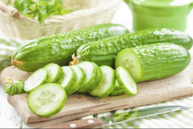 Đi chợ thấy 5 loại rau này thì "quay xe", dù người bán cho không cũng KHÔNG LẤY- Ảnh 4. Đi chợ thấy 5 loại rau này thì "quay xe", dù người bán cho không cũng KHÔNG LẤY- Ảnh 4.