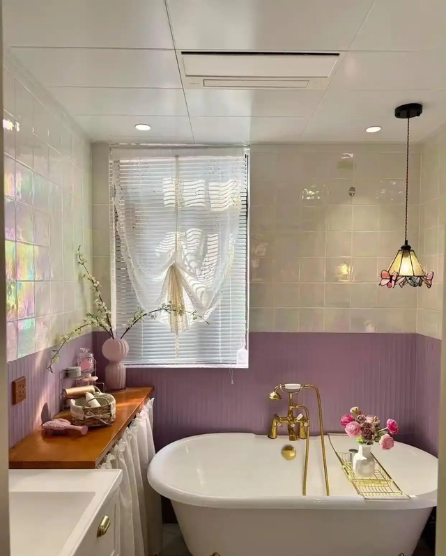 Nhiều người chê căn hộ 2 ban công bất tiện, cho tới khi thấy 2 vợ chồng trẻ ra tay- Ảnh 10. Nhiều người chê căn hộ 2 ban công bất tiện, cho tới khi thấy 2 vợ chồng trẻ ra tay- Ảnh 10.