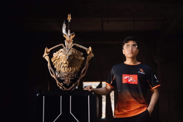 Tuyển thủ Liên Quân "gạo cội" bị réo tên giữa drama khiến cộng đồng bức xúc- Ảnh 3. Tuyển thủ Liên Quân "gạo cội" bị réo tên giữa drama khiến cộng đồng bức xúc- Ảnh 3.