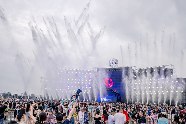 WATERBOMB đã kết thúc nhưng dư âm rực rỡ vẫn “níu chân” khiến ai cũng muốn quay lại mùa tới- Ảnh 1.