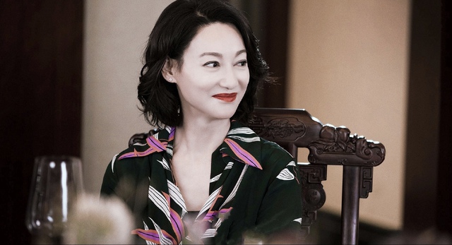 Sao nữ đòi bán cúp vàng, yêu cầu tăng lương gấp 100 lần khi vừa lên ngôi Ảnh hậu   - Ảnh 2.