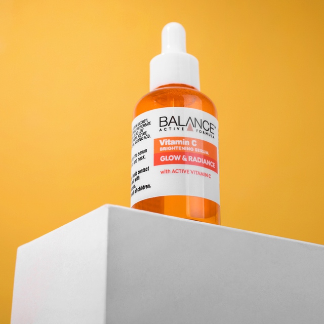 5 lọ serum vitamin C bình dân nhưng tốt từ chống lão hóa, tăng sinh collagen cho đến làm sáng da- Ảnh 5. 5 lọ serum vitamin C bình dân nhưng tốt từ chống lão hóa, tăng sinh collagen cho đến làm sáng da- Ảnh 5.