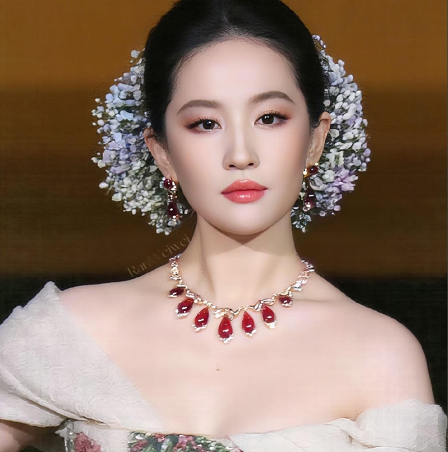 Trung Quốc 1,4 tỷ dân không ai cản được Lưu Diệc Phi- Ảnh 5.