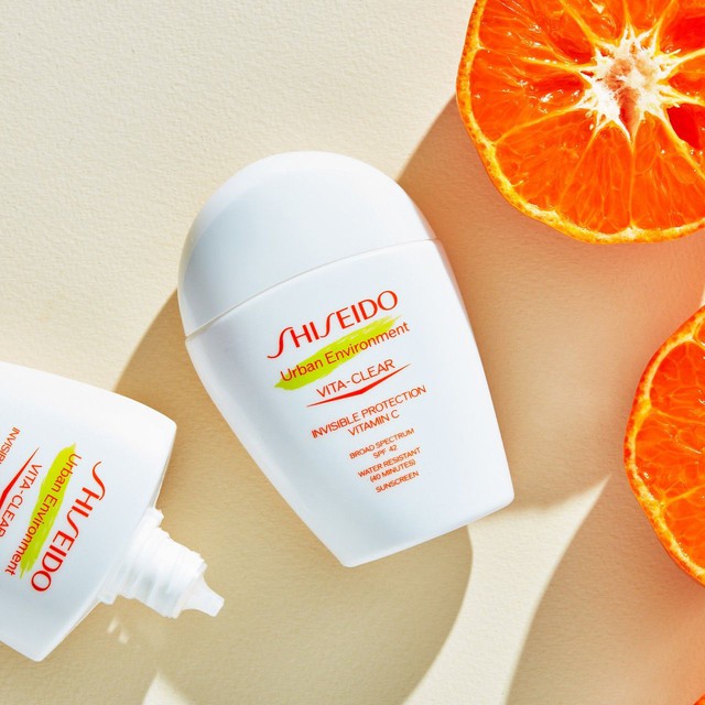 5 lọ kem chống nắng bác sĩ khuyên dùng cho phụ nữ trên 40 tuổi- Ảnh 3. 5 lọ kem chống nắng bác sĩ khuyên dùng cho phụ nữ trên 40 tuổi- Ảnh 3.