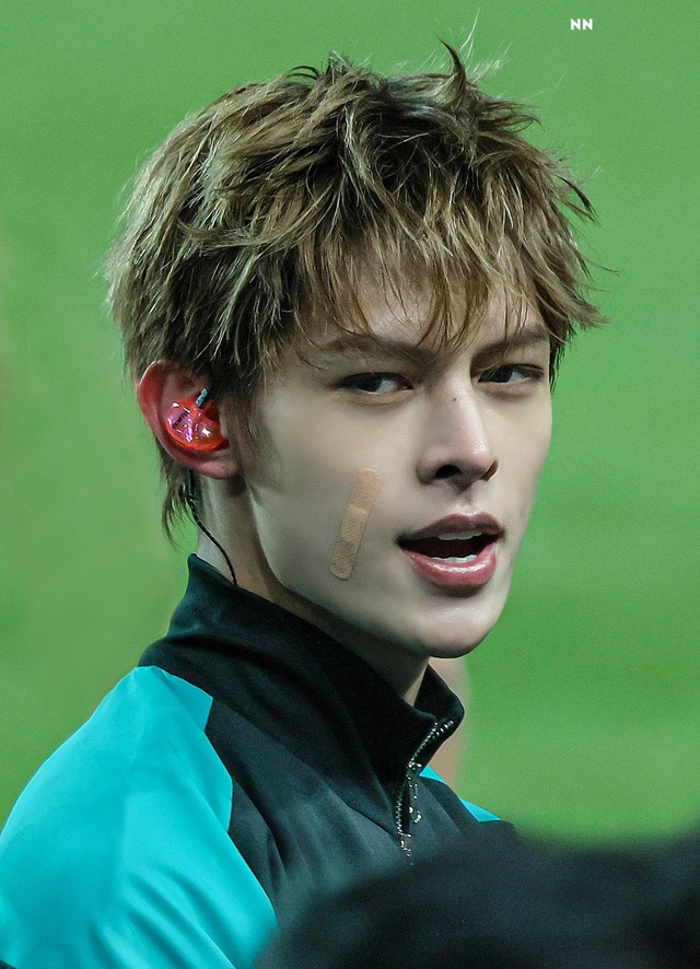 Viral toàn cõi mạng: Mỹ nam thế hệ mới đẹp như tượng tạc, visual xé truyện nước ra càng nhìn càng vô thực- Ảnh 5.