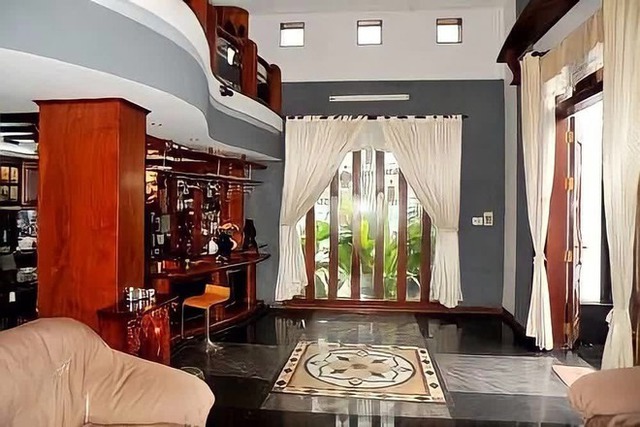 Nghệ sĩ U60 giàu nhất miền Tây, cả nước yêu quý ủng hộ- Ảnh 5. Nghệ sĩ U60 giàu nhất miền Tây, cả nước yêu quý ủng hộ- Ảnh 5.