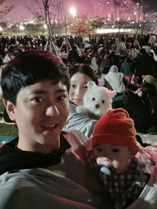 Lee Dong Wook bất ngờ công khai ảnh vợ con - Ảnh 5.