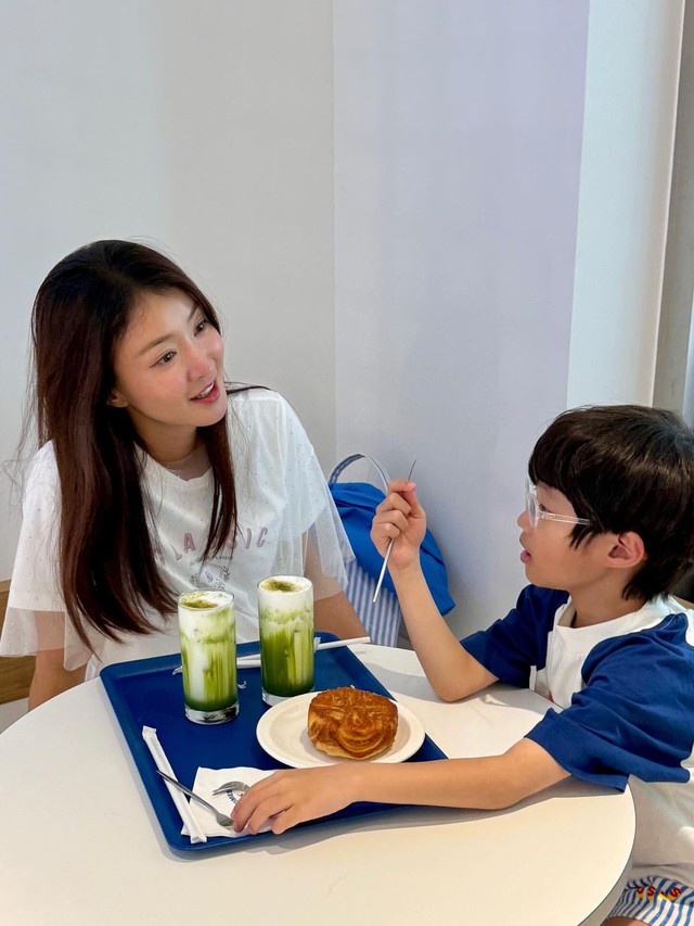 Mong muốn con hiếu thảo thì bố mẹ đừng âm thầm mỗi ngày "gieo" những hành vi này- Ảnh 1.