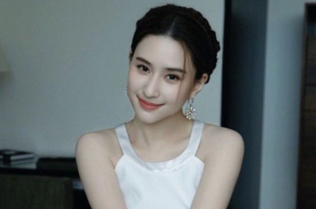 Đôi tai cũng không "cứu nổi" Hà Siêu Liên vì đặc điểm này trên gương mặt?- Ảnh 1.