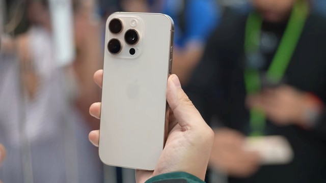 5 chiếc iPhone cũ đáng xuống tiền nhất cuối năm 2025- Ảnh 1.