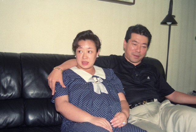 “Em gái quốc dân đầu tiên” gánh nợ 358 tỷ cho chồng: Bị đuổi ra khỏi nhà, nói với con trai 1 câu đau lòng- Ảnh 3.