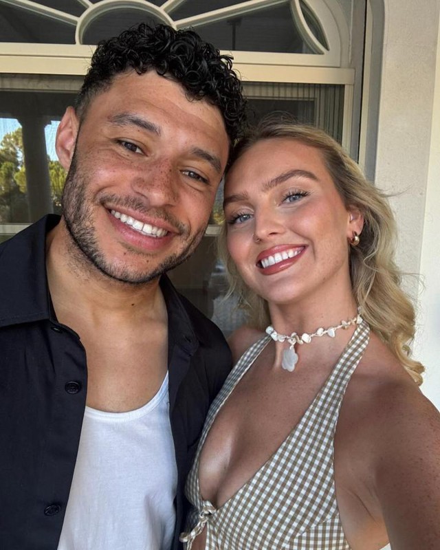 Vợ Messi hay Ronaldo hot hơn?- Ảnh 5.