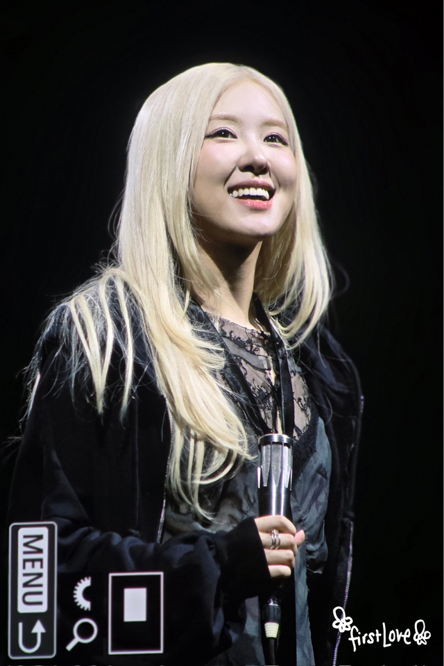 Thành viên hát hay nhất BLACKPINK xin lỗi- Ảnh 4. Thành viên hát hay nhất BLACKPINK xin lỗi- Ảnh 4.