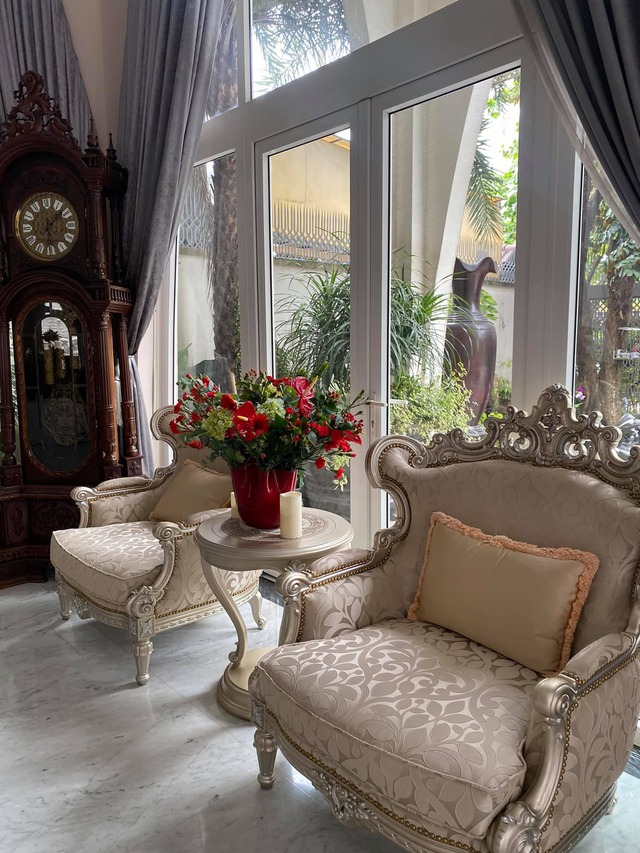 Nữ nghệ sĩ Việt sống trong biệt thự 1000m², lộng lẫy hơn cung điện- Ảnh 10.