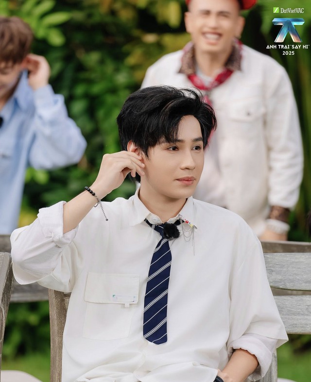Vũ Cát Tường đang dập lửa hay “đổ thêm dầu vào lửa” drama lớn nhất Say Hi mùa 2 đấy?- Ảnh 4.