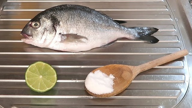 Thêm 1 loại gia vị này vào cá, nấu không tanh còn thơm ngon đậm đà- Ảnh 1.